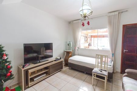 Casa à venda com 87m², 2 quartos e 1 vaga