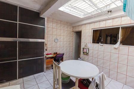 Casa à venda com 87m², 2 quartos e 1 vaga
