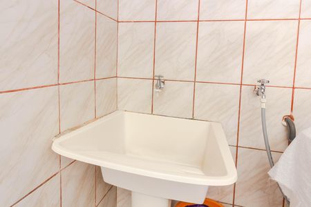 Casa à venda com 87m², 2 quartos e 1 vaga