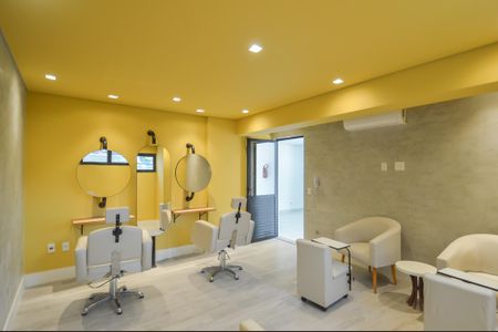 Apartamento à venda com 40m², 1 quarto e 1 vagaSalão de Beleza