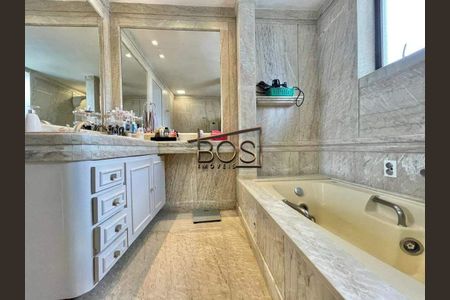 Apartamento à venda com 436m², 4 quartos e 4 vagas