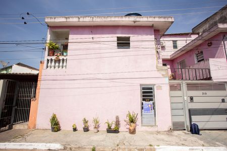 Casa para alugar com 192m², 3 quartos e sem vagaFACHADA