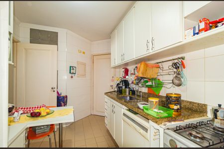 Apartamento à venda com 96m², 3 quartos e 2 vagas Apartamento à venda com 96m², 3 quartos e 2 vagasCozinha