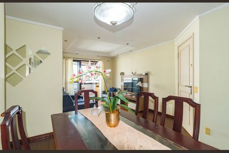 Apartamento à venda com 96m², 3 quartos e 2 vagas Apartamento à venda com 96m², 3 quartos e 2 vagasSala de Jantar