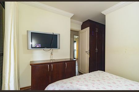 Apartamento à venda com 96m², 3 quartos e 2 vagas Apartamento à venda com 96m², 3 quartos e 2 vagasQuarto 3 - Suíte