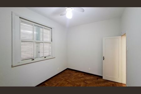 Apartamento para alugar com 56m², 2 quartos e 1 vagaQuarto