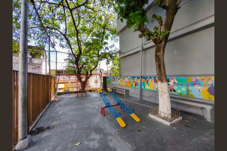 Apartamento para alugar com 75m², 3 quartos e 1 vagaÁrea comum - Playground