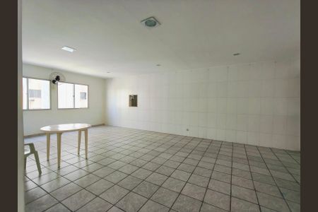Apartamento para alugar com 75m², 3 quartos e 1 vagaÁrea comum - Salão de festas