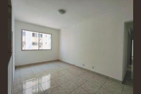 Sala de apartamento para alugar com 3 quartos, 75m² em Grajaú, Rio de Janeiro