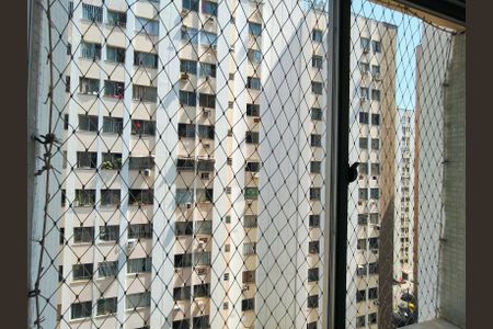 Vista do Quarto 1 de apartamento para alugar com 3 quartos, 75m² em Grajaú, Rio de Janeiro