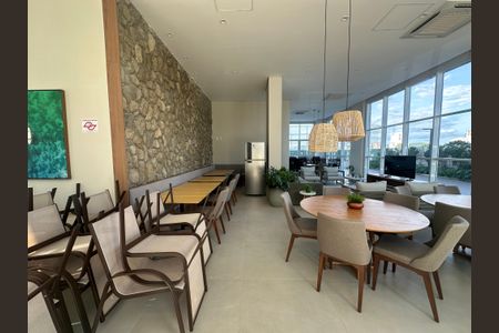 Apartamento para alugar com 49m², 2 quartos e 1 vagaÁrea comum - Salão de festas