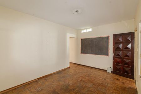 Casa para alugar com 190m², 3 quartos e 2 vagasSala