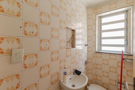 Banheiro de casa para alugar com 3 quartos, 190m² em Vila Olímpia, São Paulo