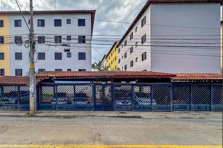 Apartamento para alugar com 61m², 2 quartos e 1 vaga Apartamento para alugar com 61m², 2 quartos e 1 vagaFachada