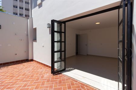 Varanda da Cozinha de casa à venda com 3 quartos, 165m² em Jardim Vera Cruz, São Paulo