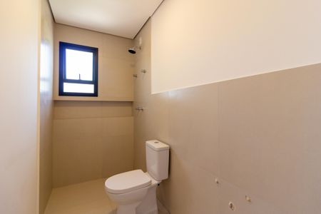 Casa à venda com 165m², 4 quartos e 2 vagas Casa à venda com 165m², 4 quartos e 2 vagasBanheiro da Suíte