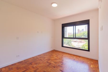 Casa à venda com 165m², 4 quartos e 2 vagas Casa à venda com 165m², 4 quartos e 2 vagasSuíte