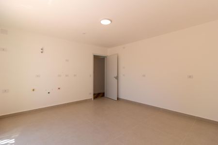 Casa à venda com 165m², 4 quartos e 2 vagas Casa à venda com 165m², 4 quartos e 2 vagasCozinha