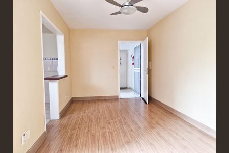 Sala de apartamento à venda com 2 quartos, 70m² em Santana, Porto Alegre