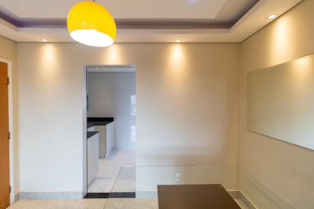 Apartamento à venda com 105m², 3 quartos e 1 vagaSalas