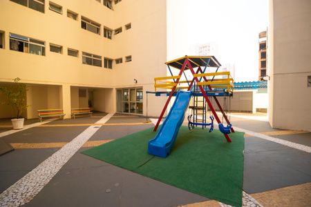 Apartamento à venda com 105m², 3 quartos e 1 vagaÁrea comum - Playground