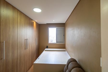 Apartamento à venda com 105m², 3 quartos e 1 vagaQuarto 02