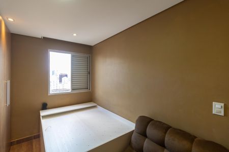 Apartamento à venda com 105m², 3 quartos e 1 vagaQuarto 02