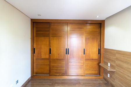 Apartamento à venda com 105m², 3 quartos e 1 vagaSuíte