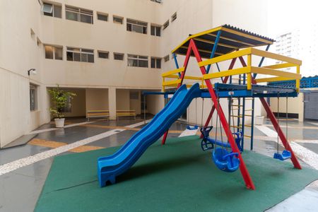 Apartamento à venda com 105m², 3 quartos e 1 vagaÁrea comum - Playground