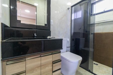 Apartamento à venda com 105m², 3 quartos e 1 vagaBanheiro da Suíte