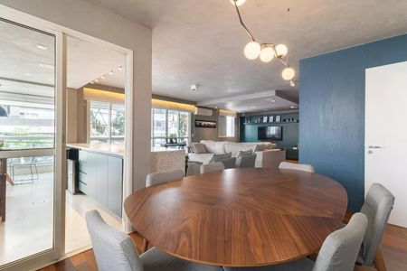 Apartamento à venda com 3 quartos, 178m² em Itaim Bibi, São Paulo