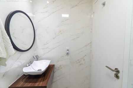 Apartamento à venda com 64m², 2 quartos e 1 vagaBanheiro Social