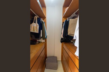 Apartamento à venda com 64m², 2 quartos e 1 vagaCloset da Suite