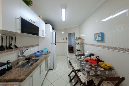 Apartamento para alugar com 100m², 2 quartos e 1 vaga Apartamento para alugar com 100m², 2 quartos e 1 vagaCozinha