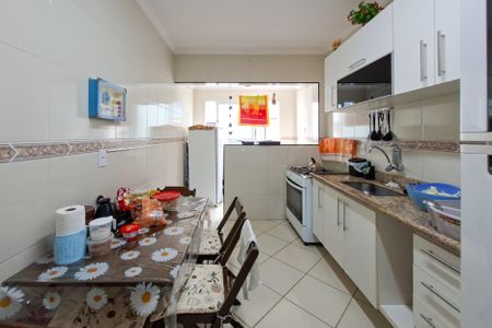 Apartamento para alugar com 100m², 2 quartos e 1 vaga Apartamento para alugar com 100m², 2 quartos e 1 vagaCozinha