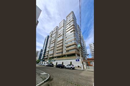 Apartamento para alugar com 100m², 2 quartos e 1 vaga Apartamento para alugar com 100m², 2 quartos e 1 vagaFachada