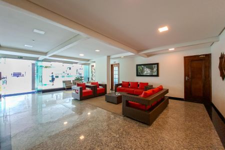 Apartamento para alugar com 100m², 2 quartos e 1 vaga Apartamento para alugar com 100m², 2 quartos e 1 vagaHall de entrada