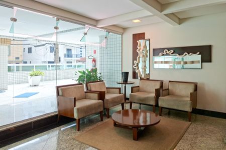 Apartamento para alugar com 100m², 2 quartos e 1 vaga Apartamento para alugar com 100m², 2 quartos e 1 vagaHall de entrada