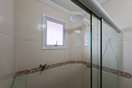 Apartamento para alugar com 100m², 2 quartos e 1 vaga Apartamento para alugar com 100m², 2 quartos e 1 vagaBanheiro da Suíte