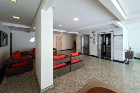 Apartamento para alugar com 100m², 2 quartos e 1 vaga Apartamento para alugar com 100m², 2 quartos e 1 vagaHall de entrada