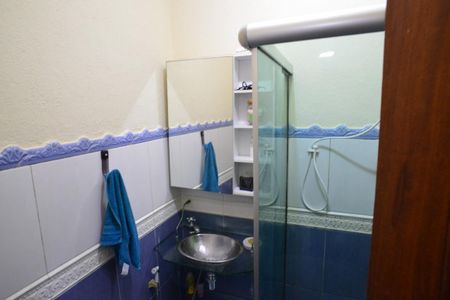 Banheiro Social de casa de condomínio à venda com 3 quartos, 250m² em Barra da Tijuca, Rio de Janeiro