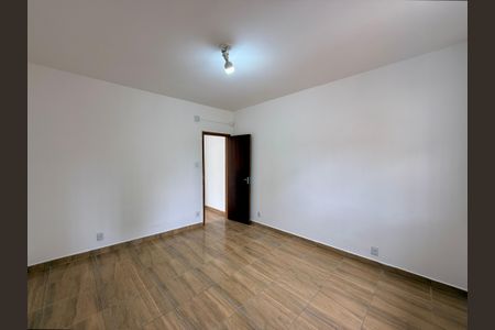 Casa para alugar com 137m², 3 quartos e 2 vagasQuarto 1