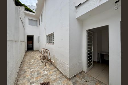 Casa para alugar com 137m², 3 quartos e 2 vagasQuintal 