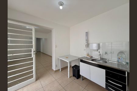 Casa para alugar com 137m², 3 quartos e 2 vagasCozinha  