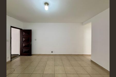 Casa para alugar com 137m², 3 quartos e 2 vagasSala