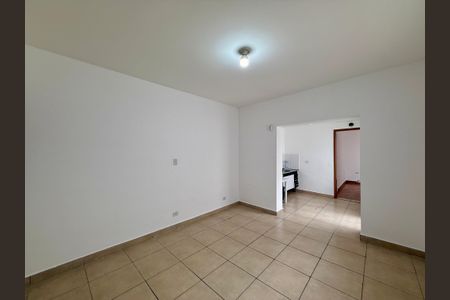 Casa para alugar com 137m², 3 quartos e 2 vagasSala