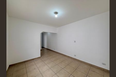 Casa para alugar com 137m², 3 quartos e 2 vagasSala