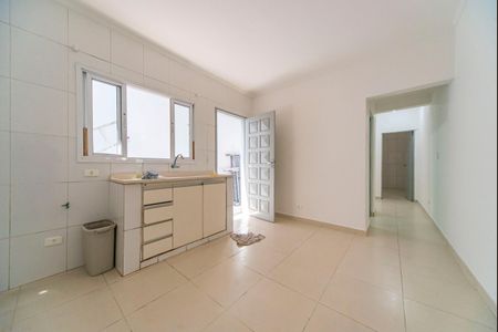 Casa para alugar com 70m², 2 quartos e sem vagaCozinha 