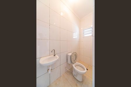 Casa para alugar com 70m², 2 quartos e sem vagaBanheiro do Quarto 2