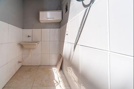 Casa para alugar com 70m², 2 quartos e sem vagaÁrea de Serviço